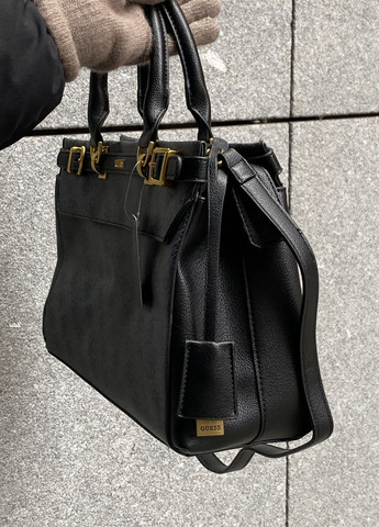 Жіноча сумка чорна Guess (275776704)
