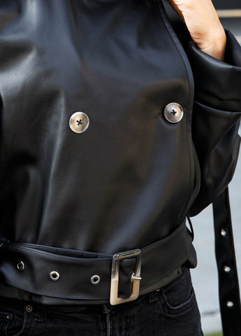 Чорна демісезонна коротка куртка з еко-шкіри Jadone Fashion