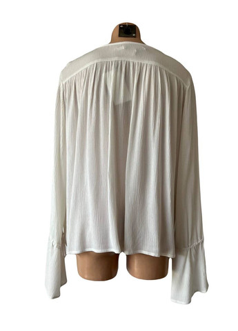 Белая демисезонная блуза Unique21