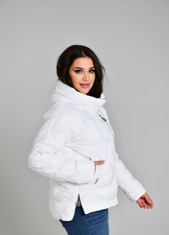 Белая демисезонная женская демисезонная короткая куртка белая 823232 Visdeer