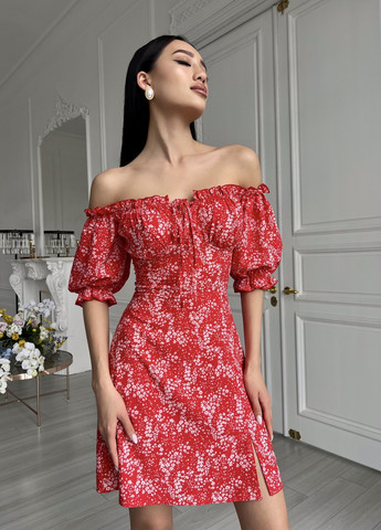 Красное кэжуал платье Larionoff с цветочным принтом