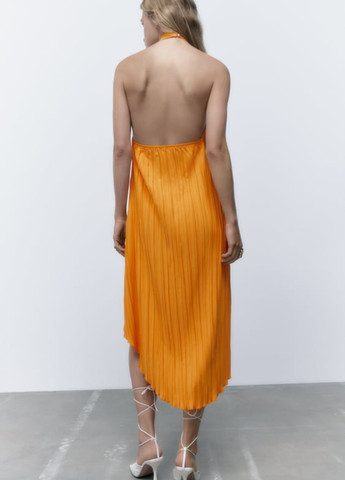Оранжевое платье Zara