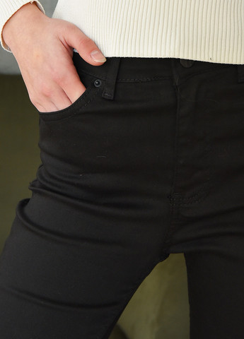Черные демисезонные зауженные джинсы подростковые черного цвета Let's Shop