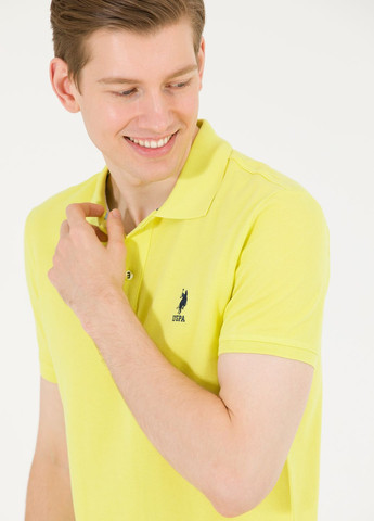 Светло-желтая футболка поло мужское U.S. Polo Assn.