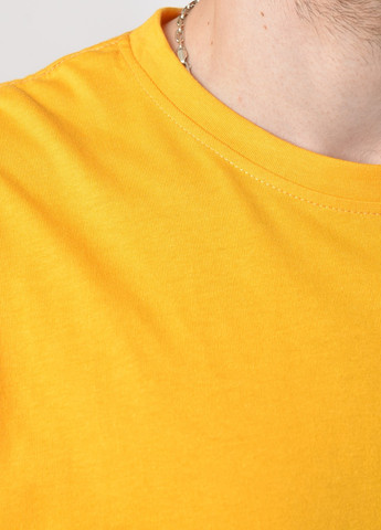 Жовта футболка чоловіча однотонна жовтого кольору Let's Shop