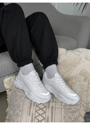 Білі осінні білі рефлективні кросівки Stilli