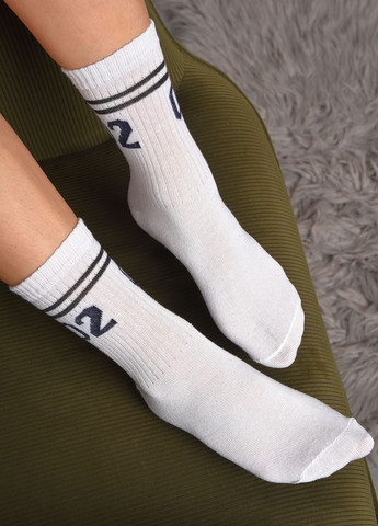 Шкарпетки жіночі спортивні білого кольору розмір 36-40 Let's Shop (277983256)