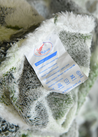 Плед зеленого кольору з квітковим принтом розмір 180*200 Let's Shop (259421385)