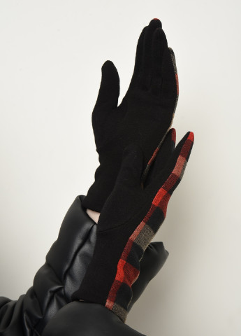 Рукавички жіночі текстильні на флісі чорно-червоного кольору Let's Shop (256699462)