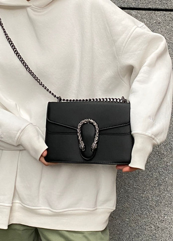 Жіноча сумка крос-боді з підковою чорна No Brand (271828164)