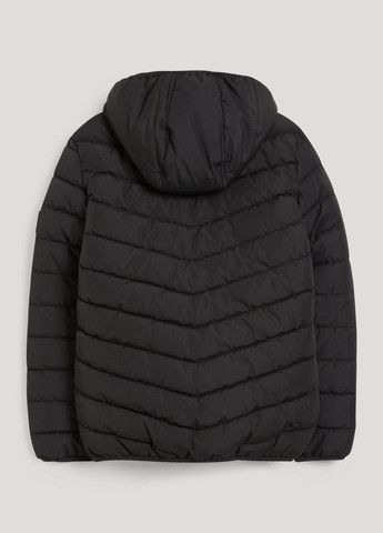 Черная демисезонная демисезонная куртка для мальчика белая/черная 2200458 C&A
