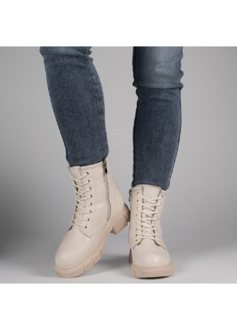 Зимние женские ботинки на низком ходу 198775 Buts