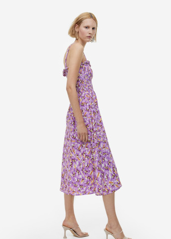 Розово-лиловое повседневный платье со сборками на резинке H&M с цветочным принтом