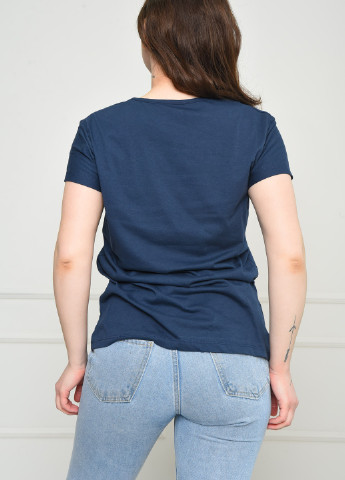 Темно-синяя летняя футболка женская темно-синего цвета Let's Shop