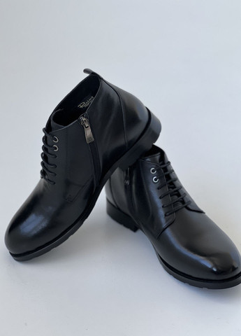 Черные мужские ботинки берцы