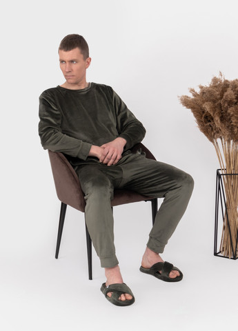 Піжама костюм чоловічий домашній велюровий кофта зі штанами Хакі Maybel (258245079)