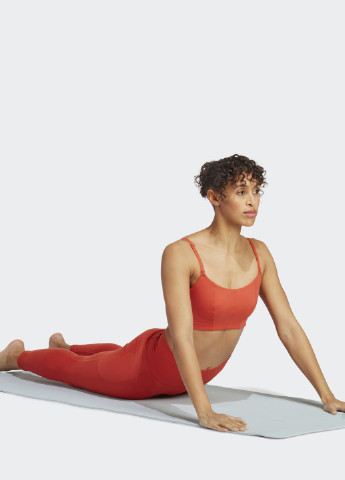 Красный спортивный бра yoga studio light-support adidas