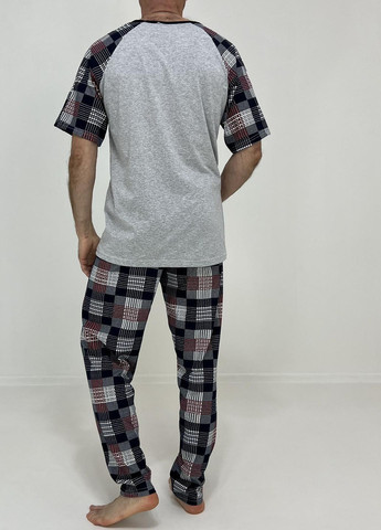 Пижама мужская Mark футболка + штаны в клетку 58-60 Серая 56937596-3 Triko (276708876)