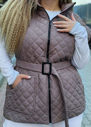 Жіноча жилетка з поясом колір капучино р.48/50 442305 New Trend (265404936)