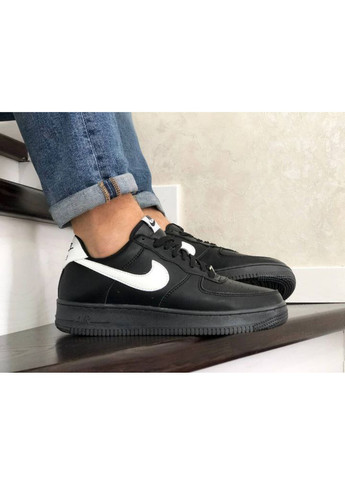 Черно-белые демисезонные мужские кроссовки черные с белым репліка 1в1 «no name» (10286) Nike Air Force Af 1
