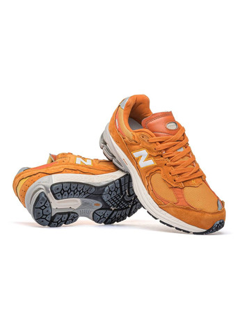 Оранжевые осенние мужские кроссовки New Balance со шнурками