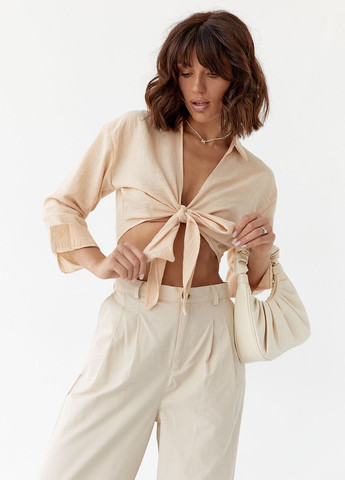 Бежева літня жіноча укорочена блуза на запах - бежевий Lurex