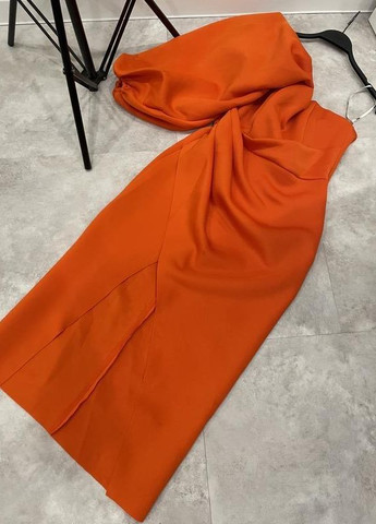 Светло-оранжевое оранжевое платье-карандаш миди с запахом на одно плечо design Asos