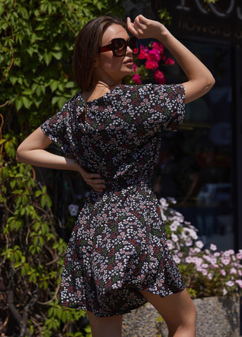 Женский летний ромпер Jadone Fashion цветочный чёрный повседневный