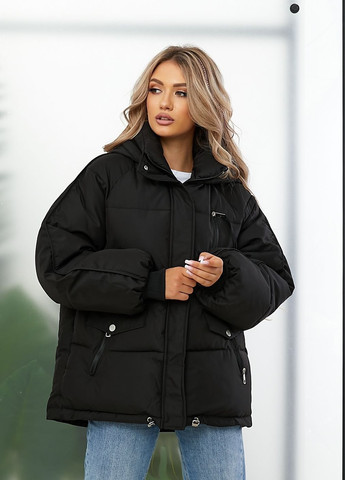 Черная зимняя теплая куртка с капюшоном черная зимняя AST-MODA