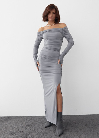 Серое откровенный длинное вечернее платье с драпировкой - серый Lurex