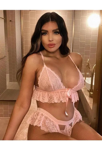 Розовый демисезонный сексуальный кружевной комплект с оборками — розовый Vakko