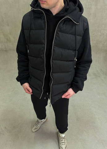 Черная демисезонная куртка с трикотажными рукавами и капюшоном infinity Vakko