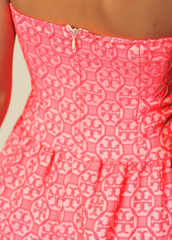 Розовое коктейльное платье женское розовое размер s/м бэби долл Let's Shop с орнаментом