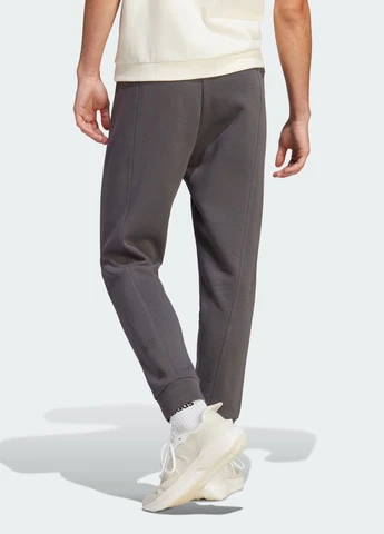 Серые спортивные демисезонные зауженные брюки adidas