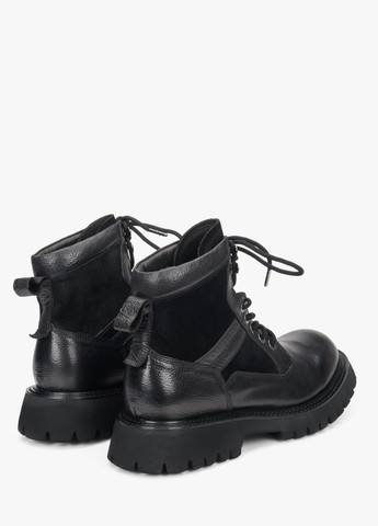 Черные ботинки Estro