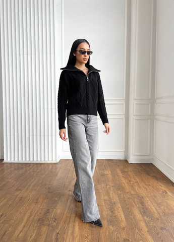 Чорний женский свитер с v-образнм воротником и молнией цвет чернй р.42/46 445972 New Trend