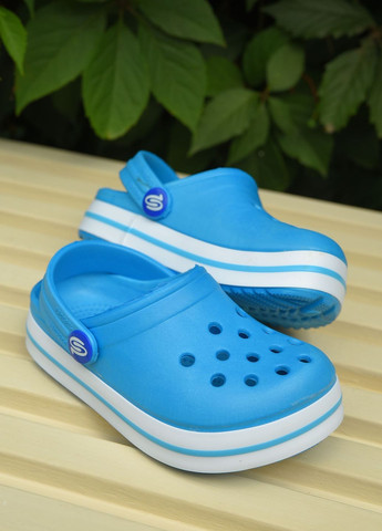Крокси дитячі для дівчинки блакитного кольору Let's Shop (260660182)