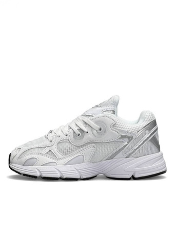 Білі осінні кросівки жіночі, вьетнам adidas Astir Originals White Silver