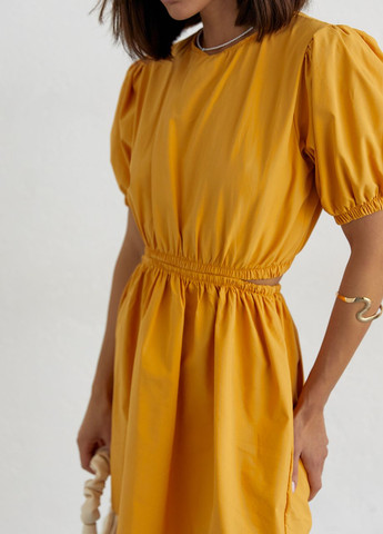 Желтое откровенный короткое однотонное платье с вырезом на спине - жёлтый Lurex