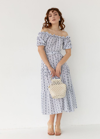 Молочное откровенный летнее платье миди с открытыми плечами - молочный Lurex