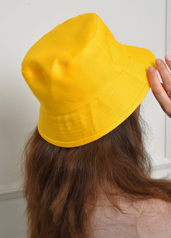 Панамка жіноча однотонна жовтого кольору Let's Shop (258843428)
