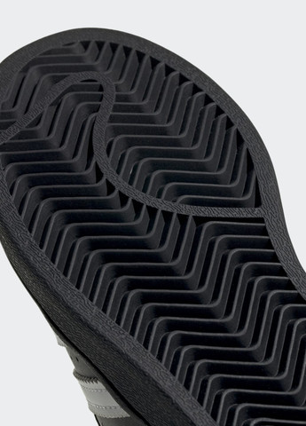 Черные всесезонные кроссовки superstar adidas
