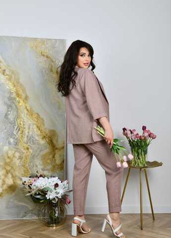Женский костюм брюки и пиджак цвет песок р.48/50 437765 New Trend (260024329)