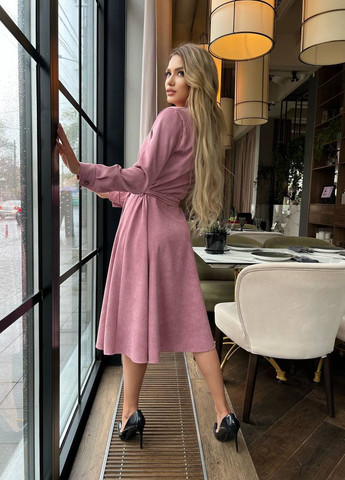 Розовое женское платье из вельвета с поясом цвет пудра р.42/44 446337 New Trend
