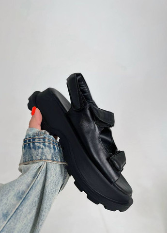 Черные босоножки Vakko на липучке