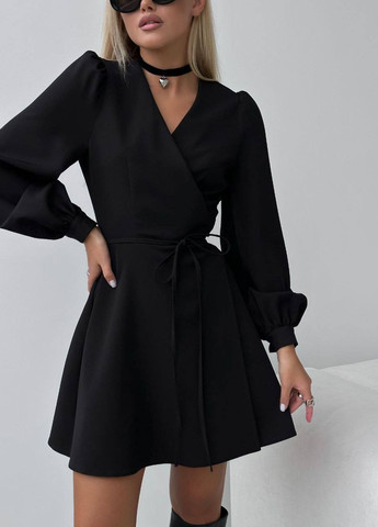 Чорна красива сукня з регульованою посадкою на зав'язках, ніжна сукня з "костюмки" з вільною спідницею та повітряними рукавами. No Brand