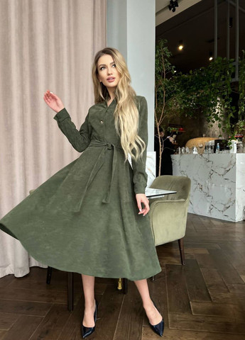 Оливкова (хакі) жіноча сукня з вельвету з поясом New Trend