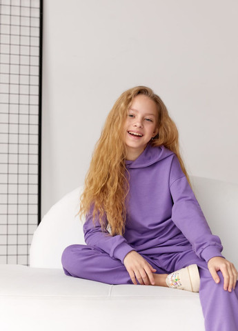 Детский спортивный костюм на девочку лилового цвета 420871 New Trend (258706261)