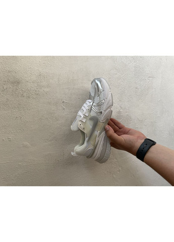 КРОСІВКИ ЖІНОЧІ NIKE V2K RUNTEKK WHITE METALLIC НАЙК В2К РАНТЕКК No Brand білі демісезони (367169439)