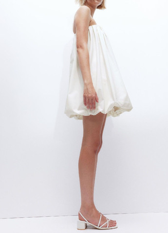 Молочна святковий сукня H&M однотонна